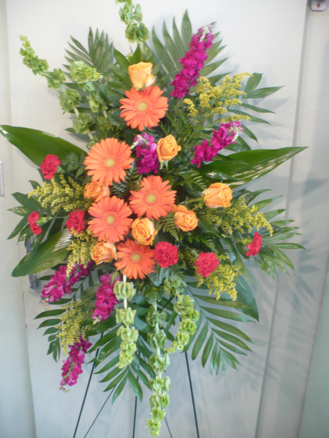 Naturals Sunflower Urn (shown at $100.00)